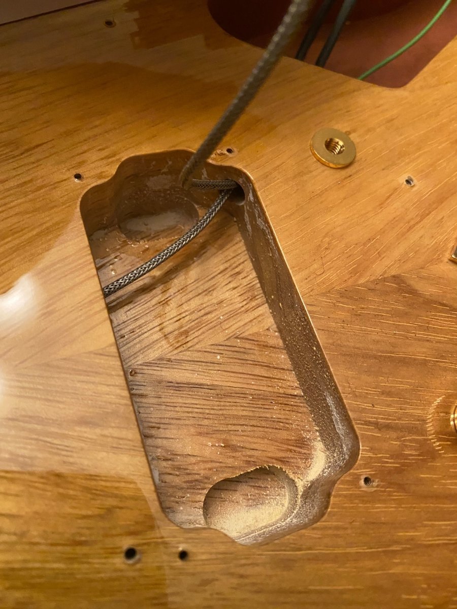 SOLD - Hamer Vector Korina Flying V 2005 Mint - Mahar's Vintage Guitars