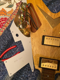 SOLD - Hamer Vector Korina Flying V 2005 Mint - Mahar's Vintage Guitars