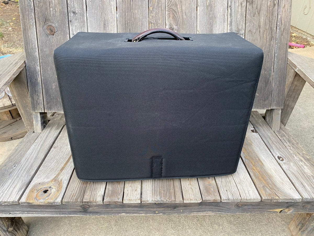 SOLD - Magnatone Twilighter 1x12" guitar combo amp - Mahar's Vintage Guitars