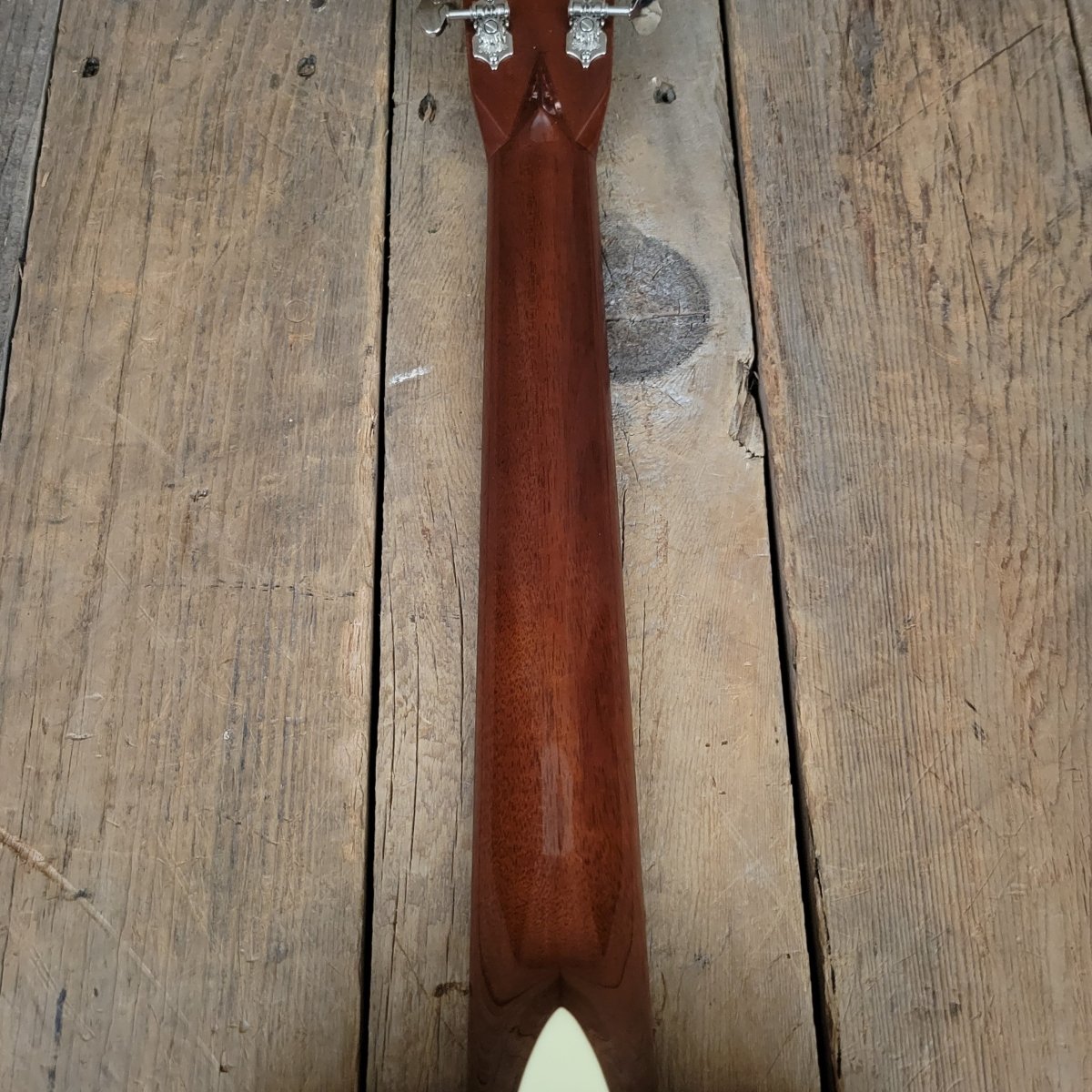 SOLD - Martin 000 - 28EC Eric Clapton Signature Model 2008 - Mahar's Vintage Guitars