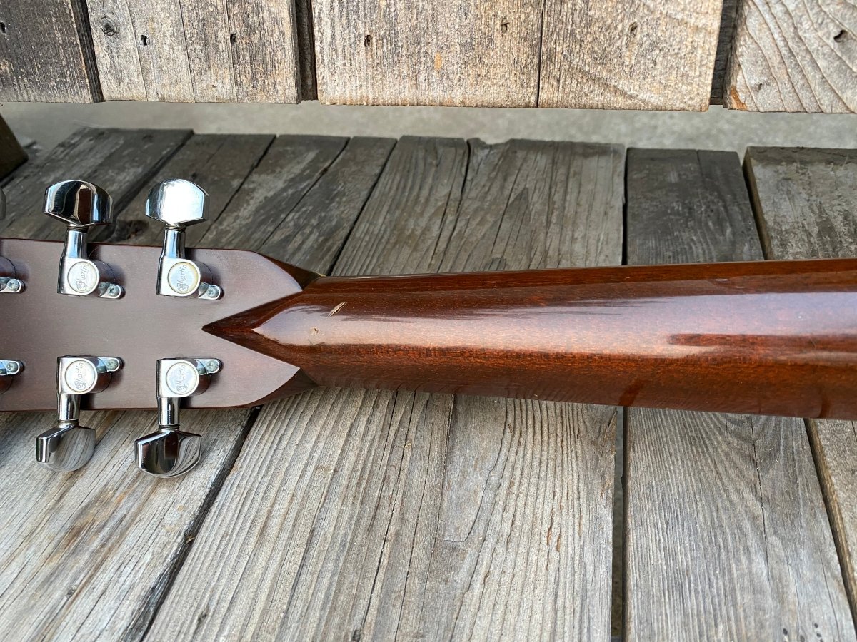 SOLD - Martin 7 - 28 1981 Short Scale D - 28 - Mahar's Vintage Guitars