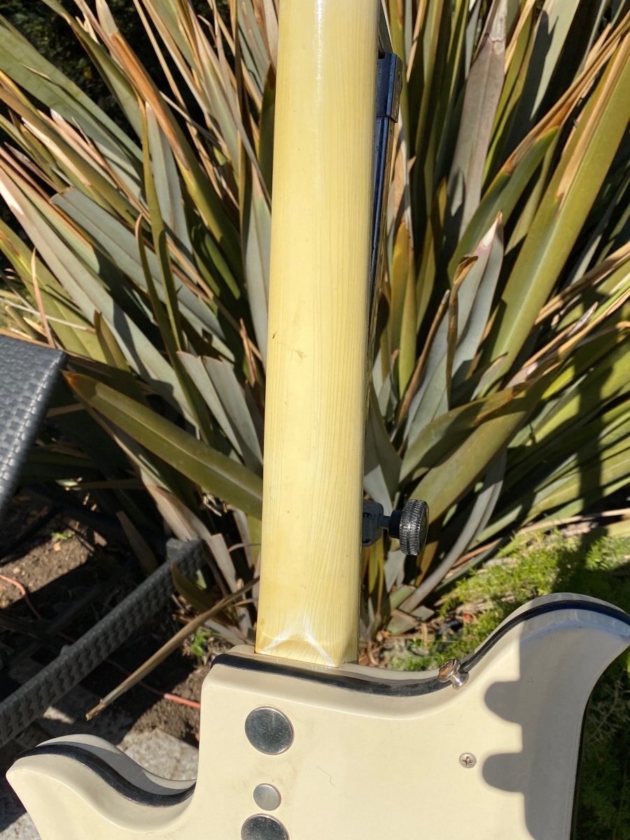 SOLD - National Glenwood 99 Map Guitar 1962 - Mahar's Vintage Guitars