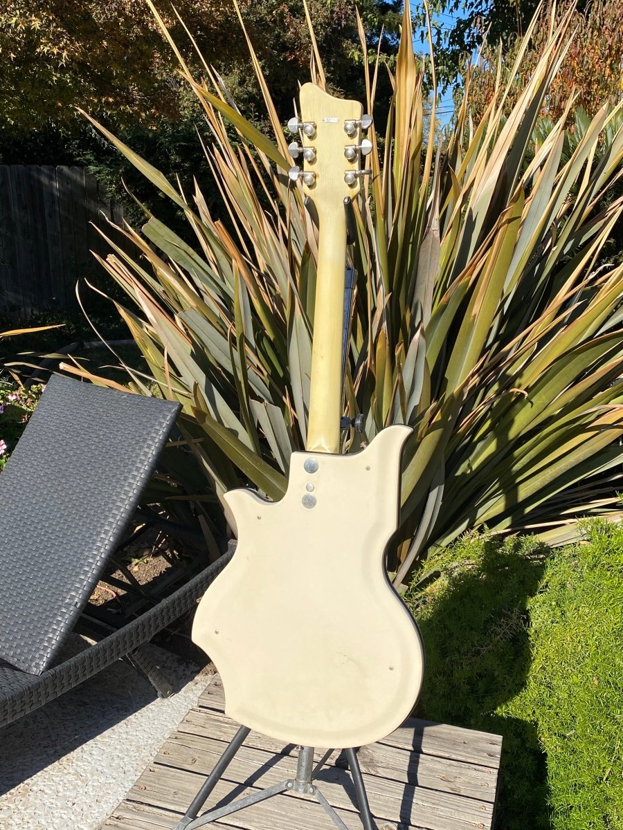 SOLD - National Glenwood 99 Map Guitar 1962 - Mahar's Vintage Guitars