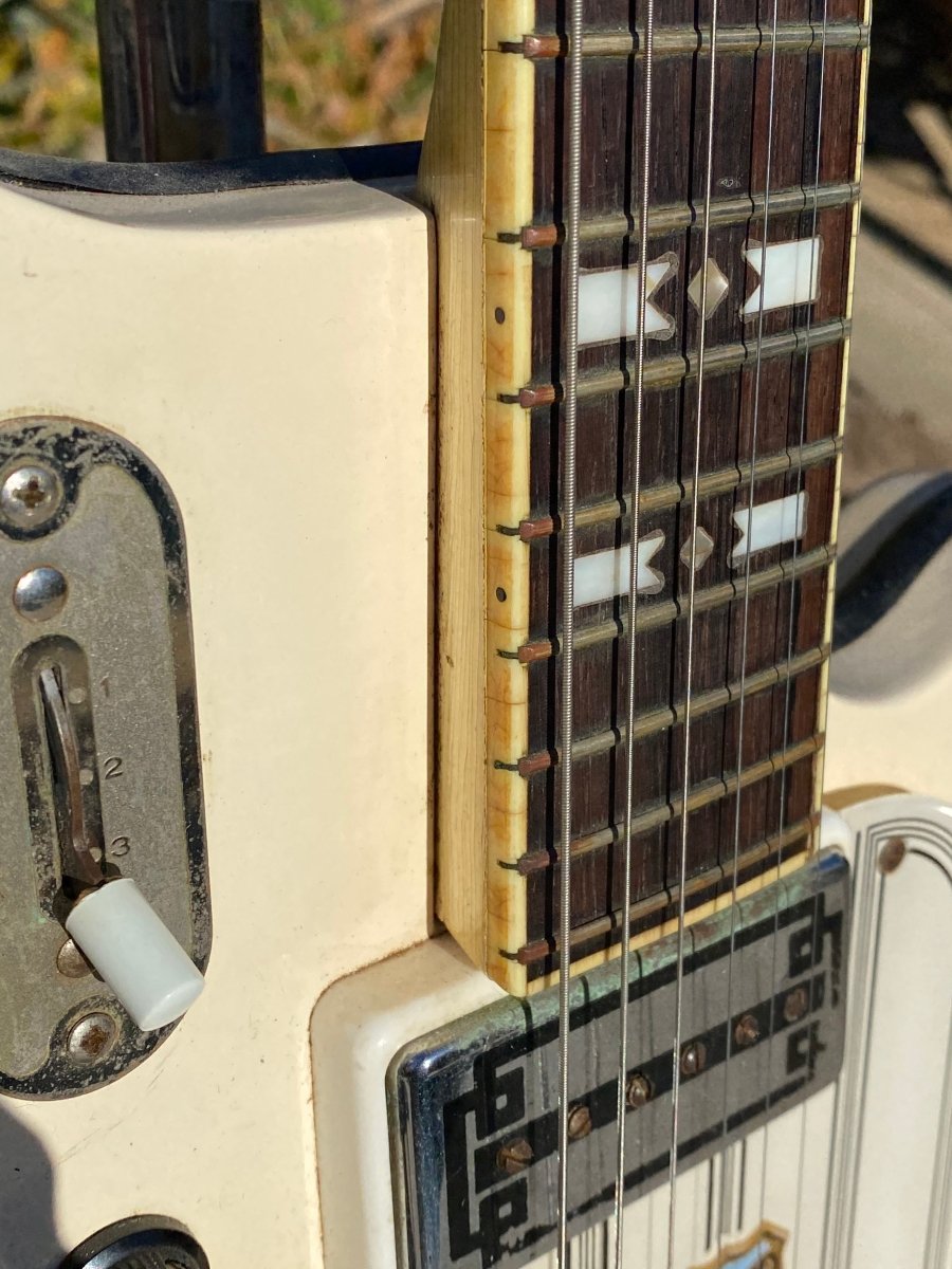 SOLD - National Glenwood 99 Map Guitar 1962 - Mahar's Vintage Guitars