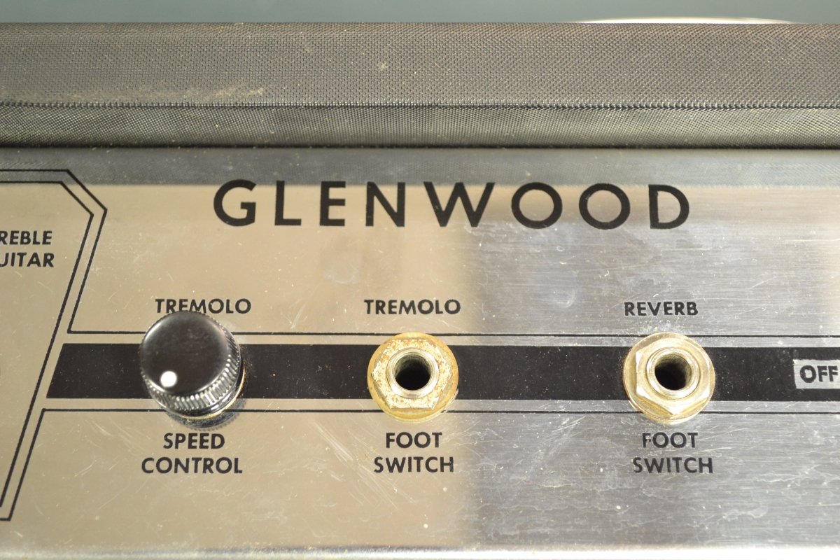 SOLD - National Glenwood Model 90 Amplifier 1963 - Mahar's Vintage Guitars