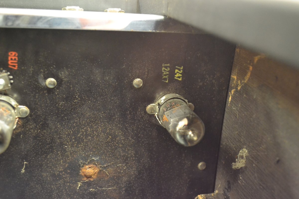 SOLD - National Glenwood Model 90 Amplifier 1963 - Mahar's Vintage Guitars