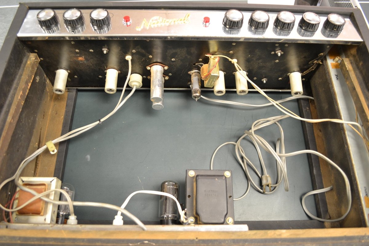 SOLD - National Glenwood Model 90 Amplifier 1963 - Mahar's Vintage Guitars
