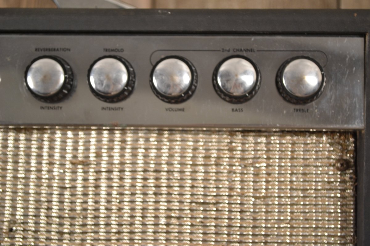 SOLD - National Glenwood Model 90 Amplifier 1963 - Mahar's Vintage Guitars