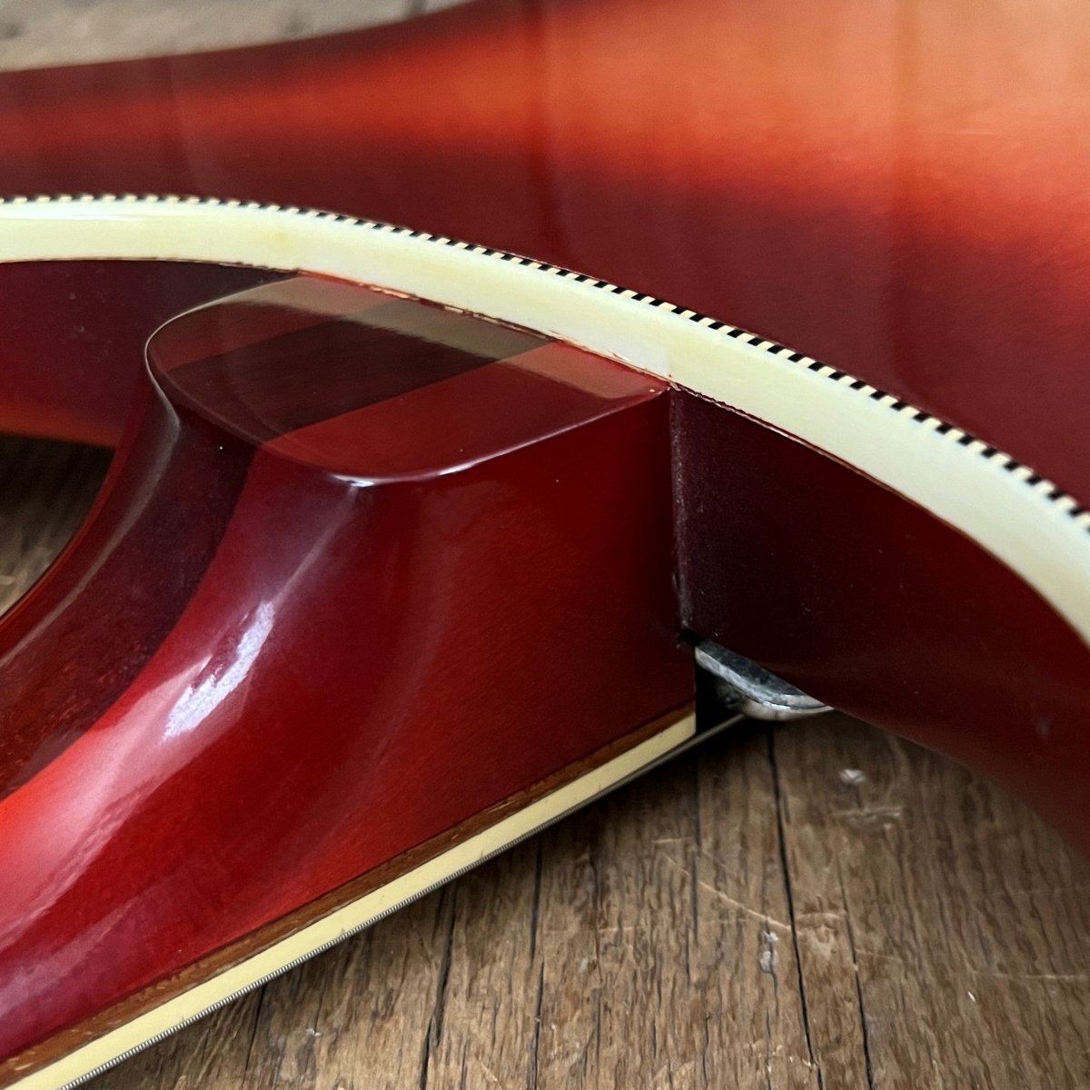 SOLD - Rickenbacker 4005 Bass 1966 Fireglo - Mahar's Vintage Guitars