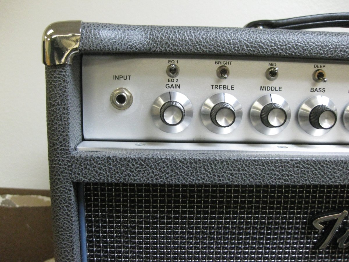 SOLD - Two Rock Bloomfield Drive 40/20 watt 6V6 Combo Amp - Mahar's Vintage Guitars