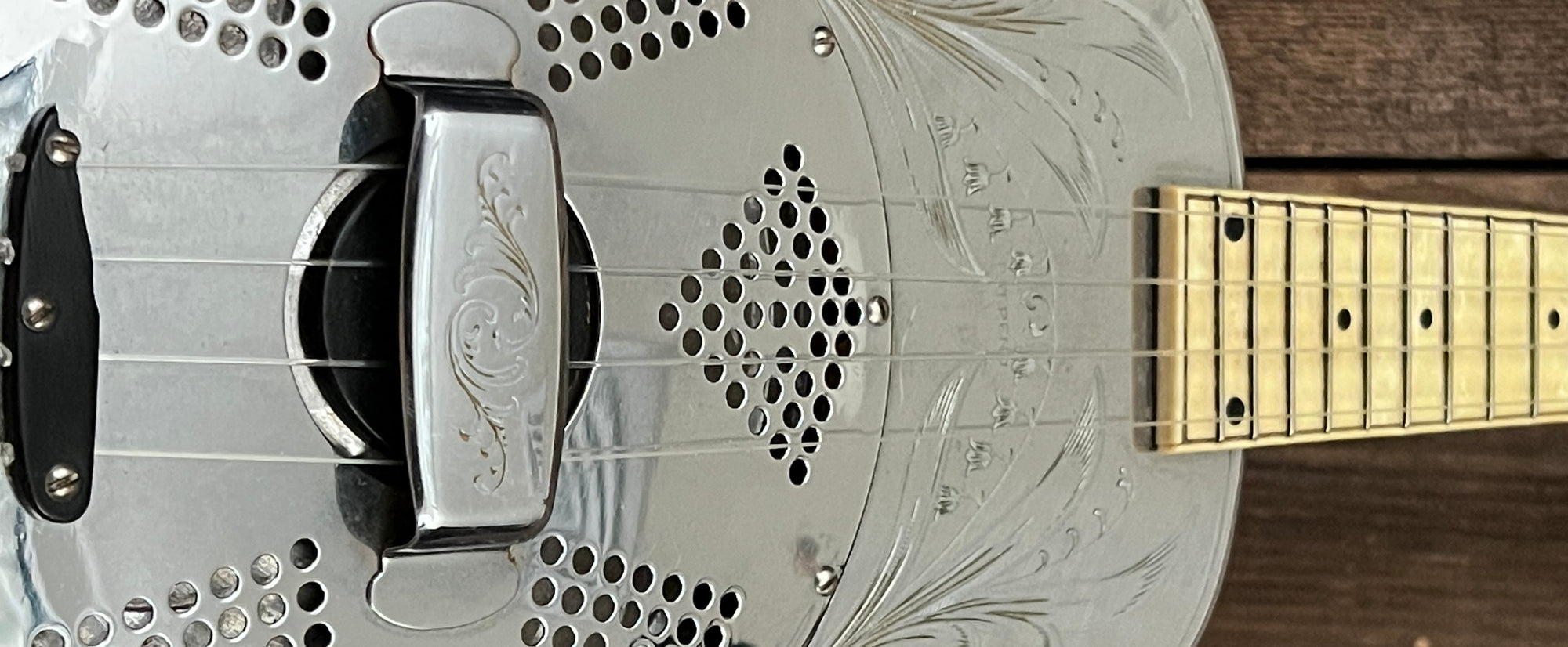 Vintage Ukuleles, Mandolins & Banjos