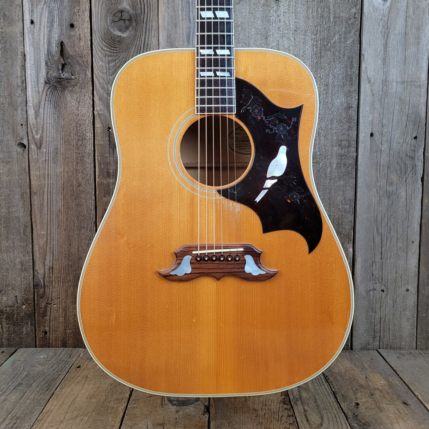 Gibson Dove 1990 Acoustic Guitar Bozeman Montana made 1