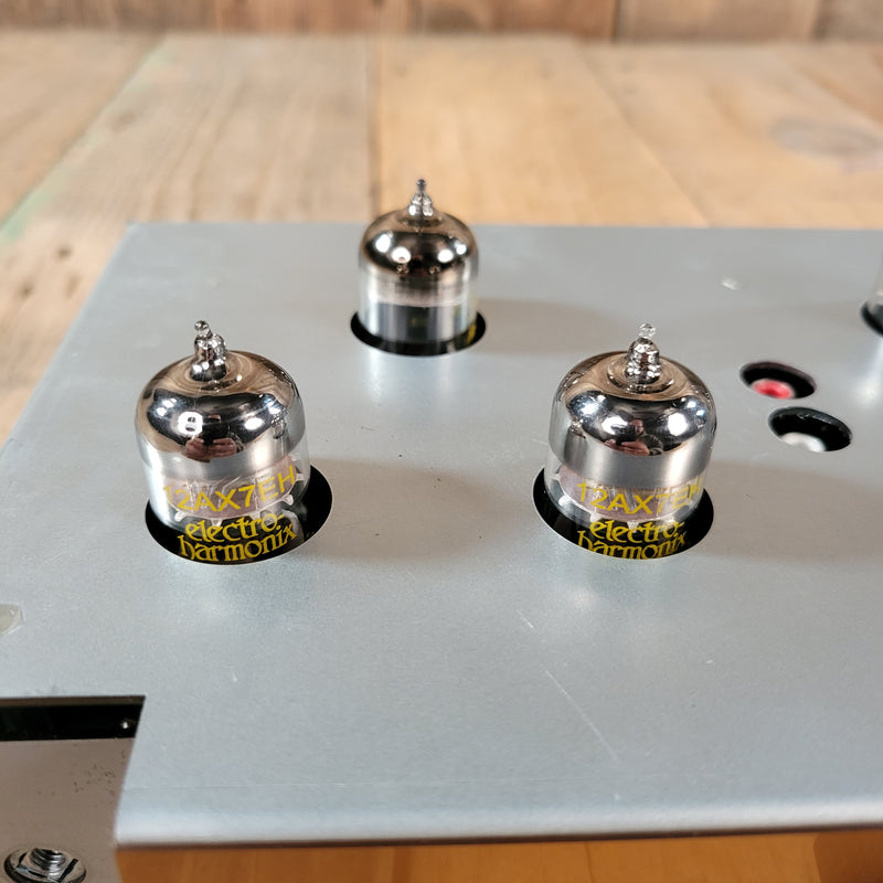 Supro Black Magick Reverb 1696RT – 25W 1x12 Tube Combo Amp, Vintage-Inspired 2020