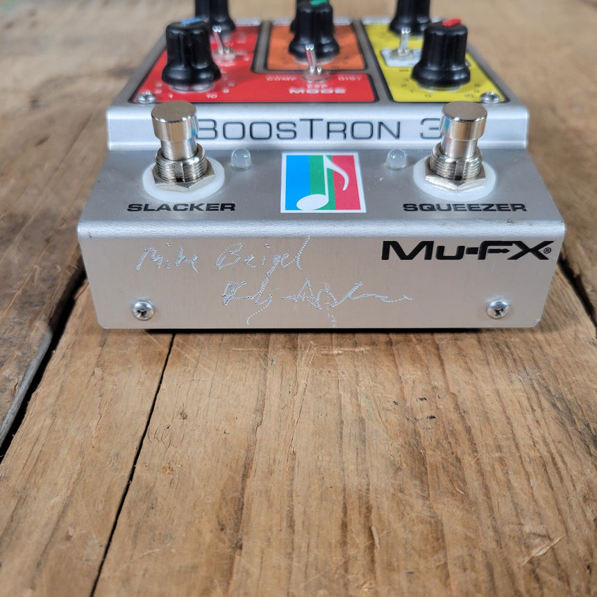 Mu-Tron Musitronics BoosTron 3 Signed by Mike and Rand