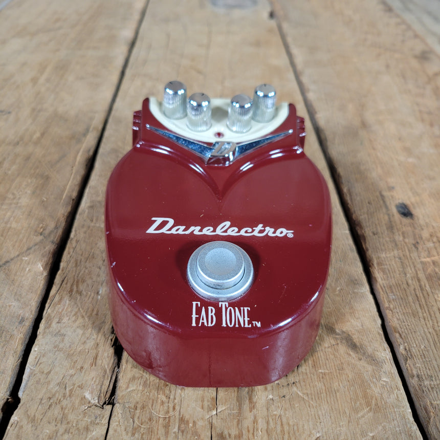 Danelectro Fab Tone DD-1 Distortion with Box Manual and Sticker