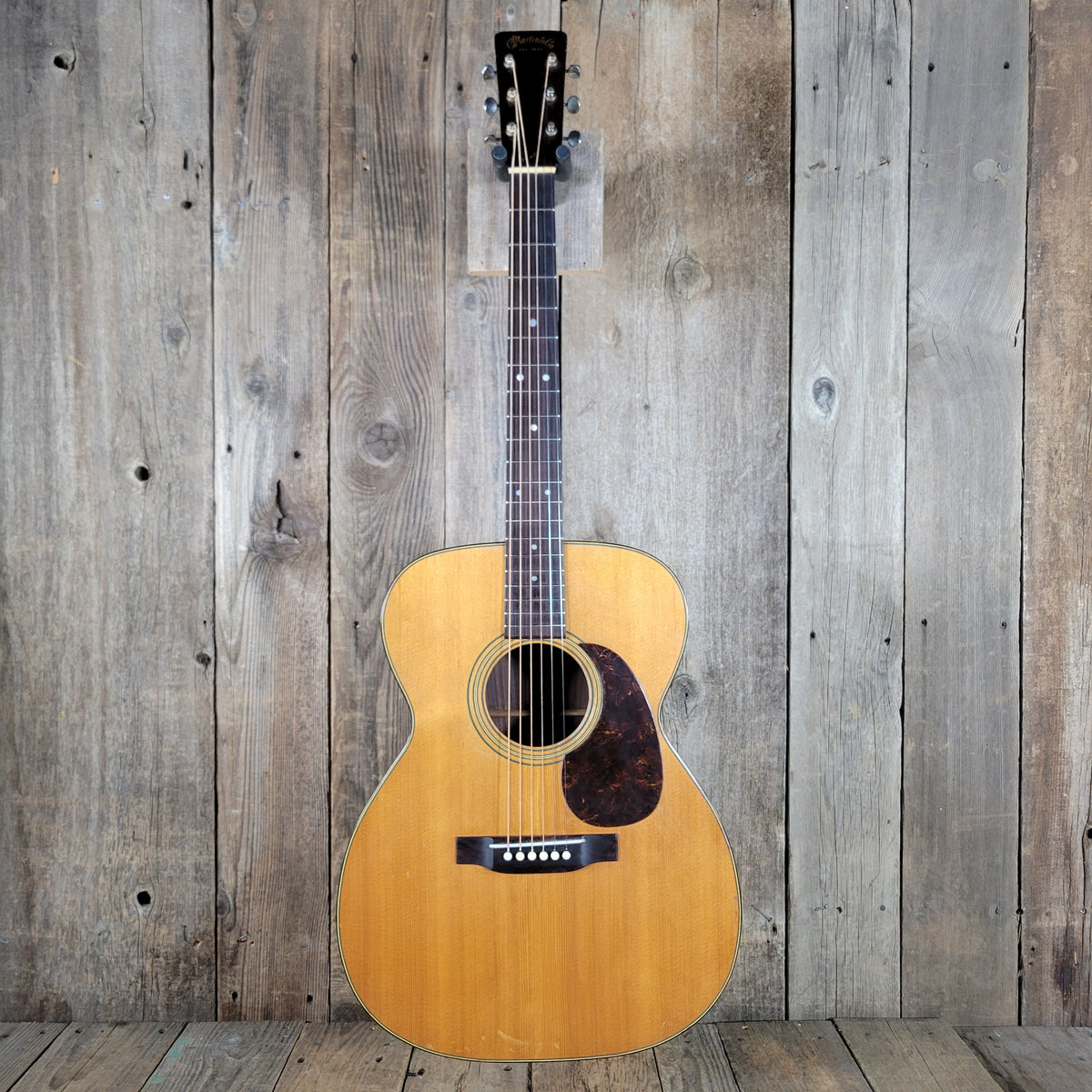 Martin 000-21 1947 – Vintage Brazilian Rosewood Acoustic Guitar