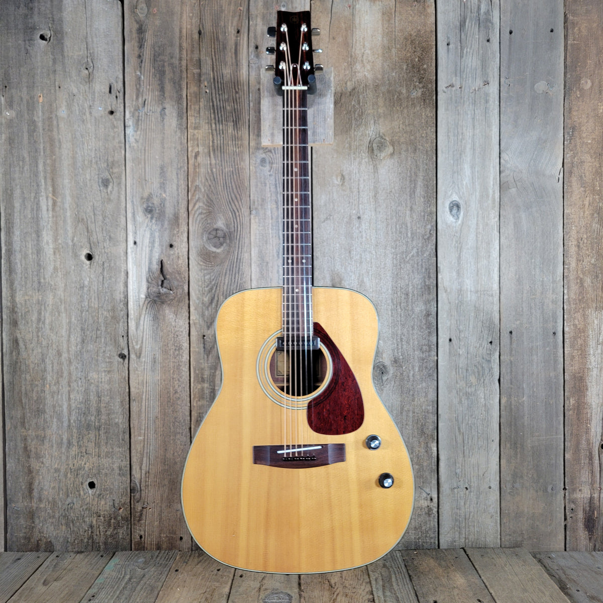 Yamaha FG-160E Acoustic-Electric Guitar 1973 – Vintage MIJ Dreadnought, Built-In Pickup
