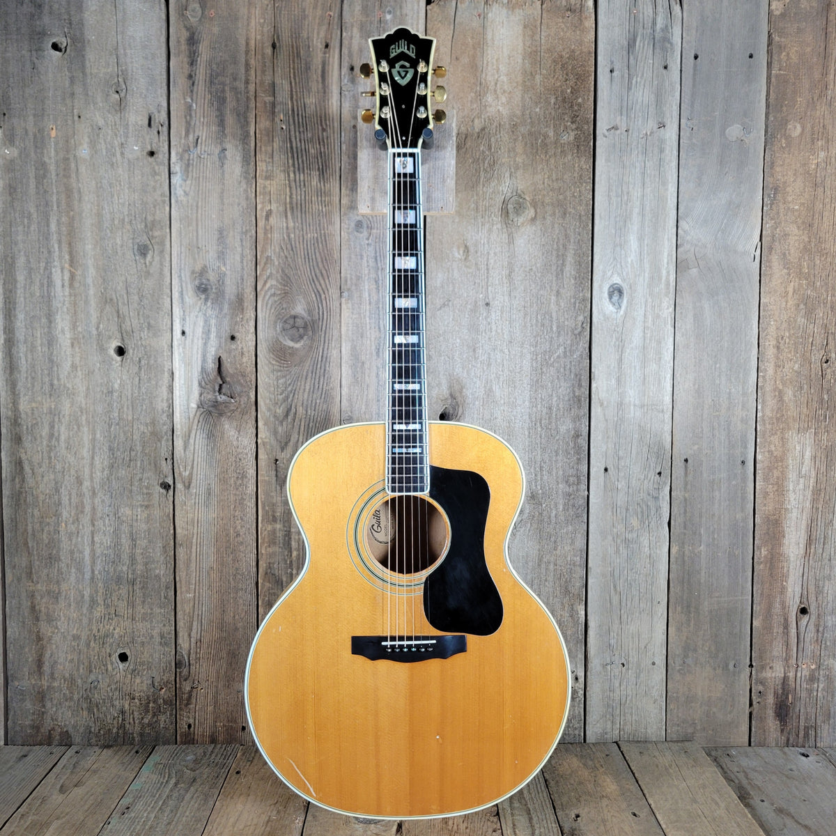 Guild F-50 BLD Blonde 1976 – Vintage Jumbo Acoustic Guitar with Spruce & Maple Tonewoods