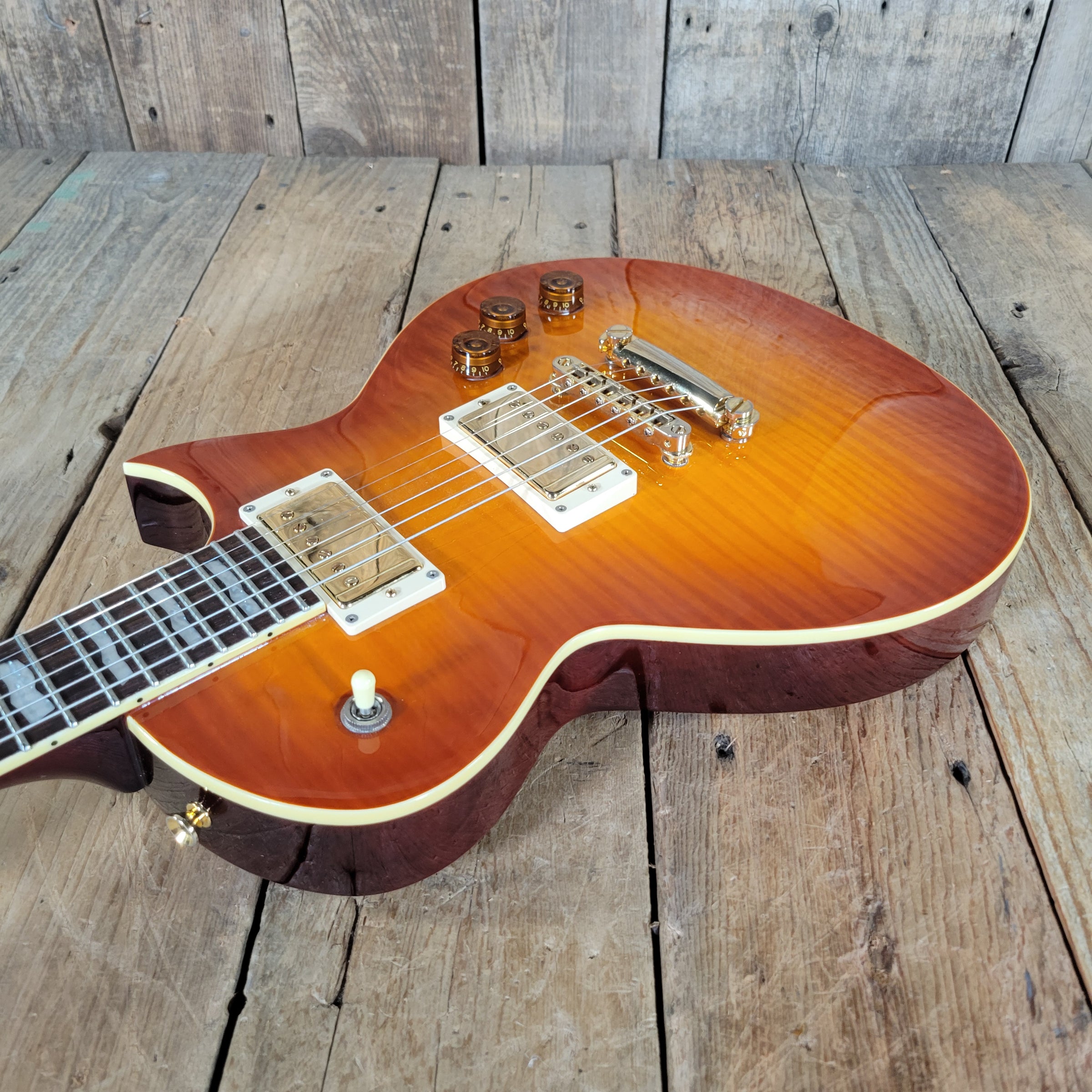 ESP LTD 2014 EC-401VF Amber Flame Excellent