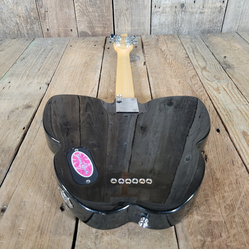 Daisy Rock Butterfly Guitar with Original Gig Bag – Lightweight, Stylish, and Playable