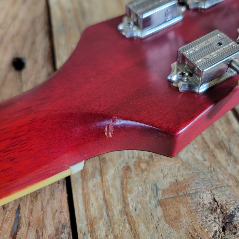 Epiphone SG-400 Cherry Electric Guitar 2005 with Hard Case – Vintage Style, Classic Rock Tone