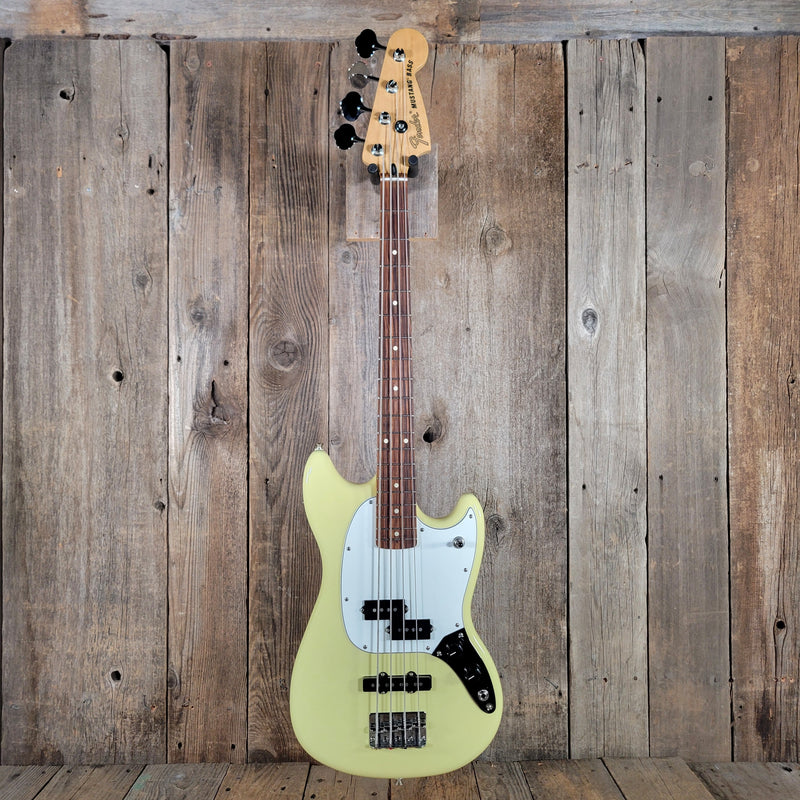 Fender Mustang Bass Player PJ 2023 Made in Mexico with Road Runner Gig Bag – Short Scale Versatility