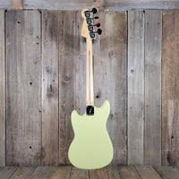 Fender Mustang Bass Player PJ 2023 Made in Mexico with Road Runner Gig Bag – Short Scale Versatility