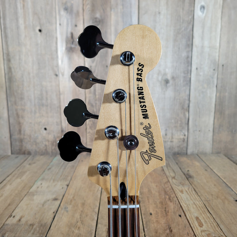 Fender Mustang Bass Player PJ 2023 Made in Mexico with Road Runner Gig Bag – Short Scale Versatility