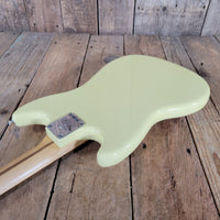 Fender Mustang Bass Player PJ 2023 Made in Mexico with Road Runner Gig Bag – Short Scale Versatility