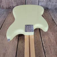 Fender Mustang Bass Player PJ 2023 Made in Mexico with Road Runner Gig Bag – Short Scale Versatility