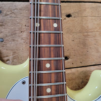 Fender Mustang Bass Player PJ 2023 Made in Mexico with Road Runner Gig Bag – Short Scale Versatility