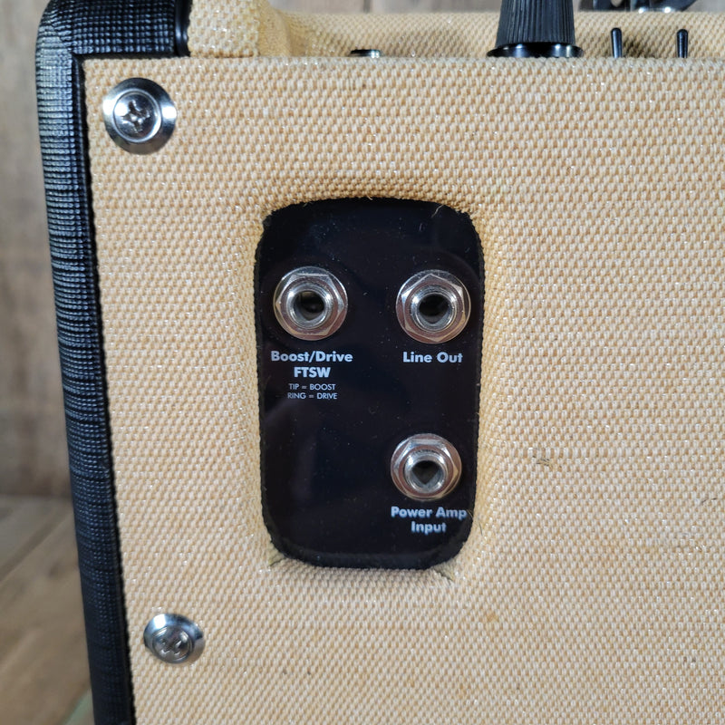 Supro Delta King 12 Model 1822R – 15W 1x12 Tube Combo Amp, Vintage-Inspired