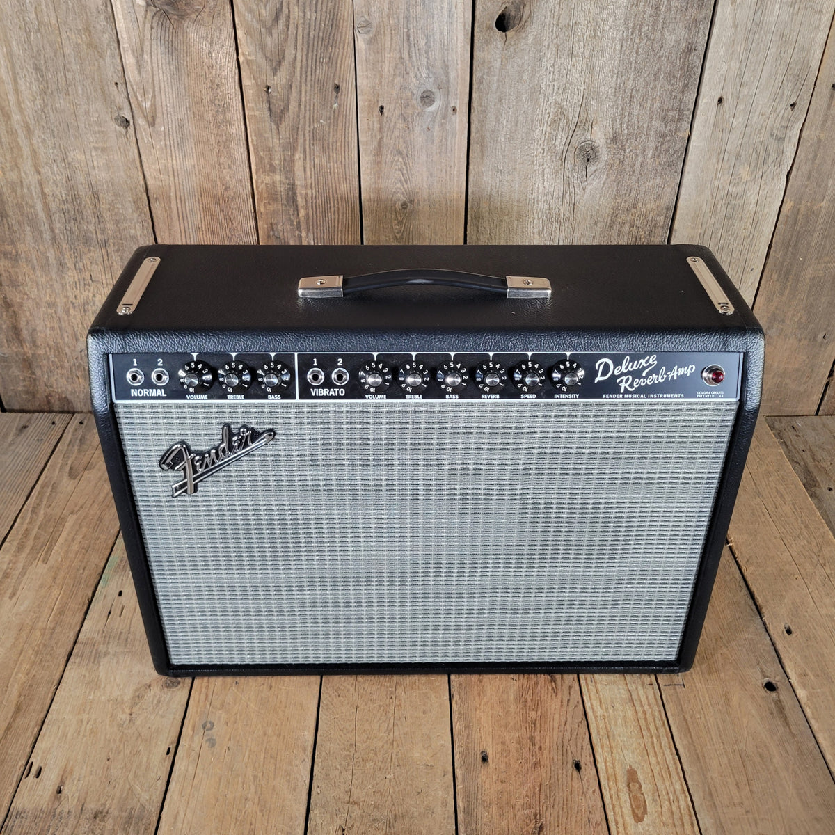 Fender ’65 Deluxe Reverb Reissue 2021 – Black Panel, Near Mint with Cover