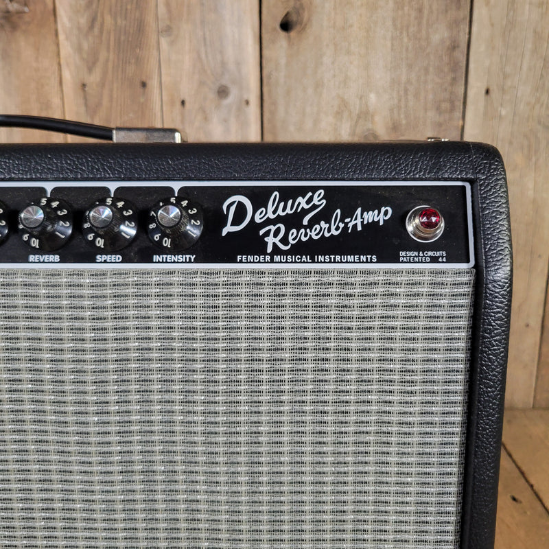 Fender ’65 Deluxe Reverb Reissue 2021 – Black Panel, Near Mint with Cover