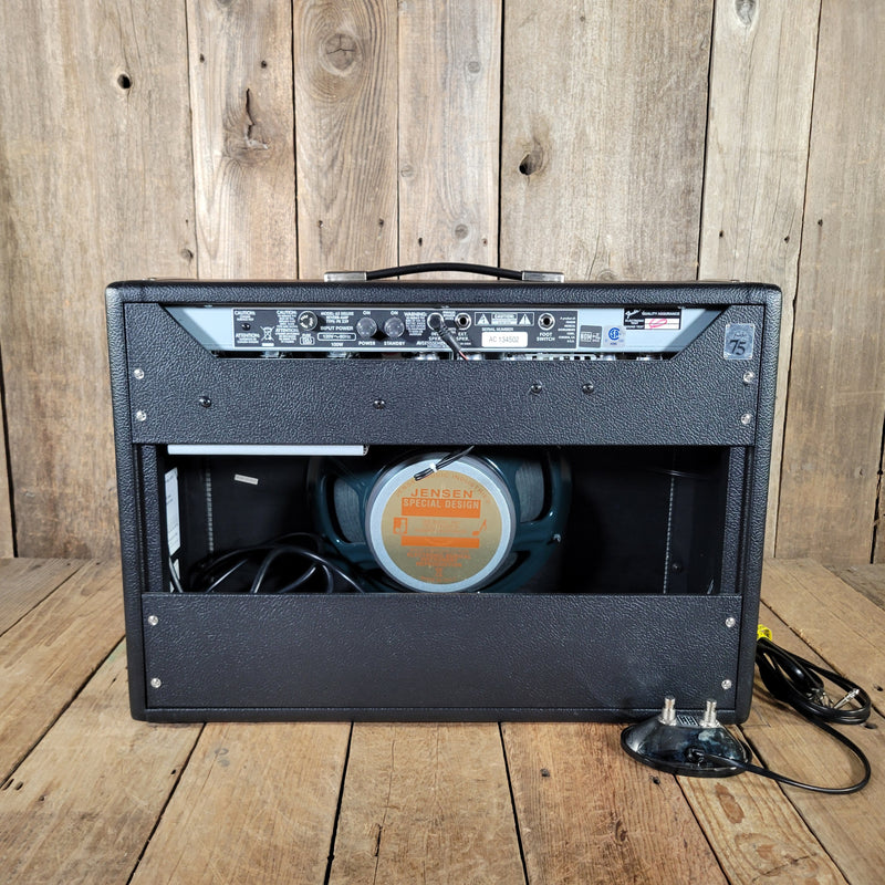 Fender ’65 Deluxe Reverb Reissue 2021 – Black Panel, Near Mint with Cover