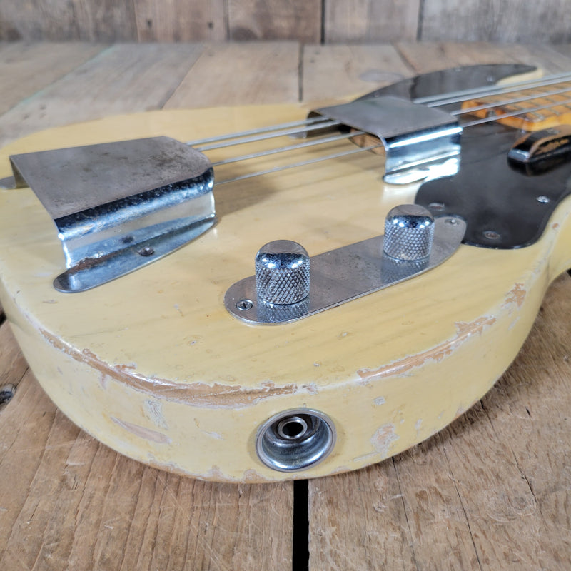 Fender Precision Bass 1954 – Black Guard Butterscotch Blonde, Vintage