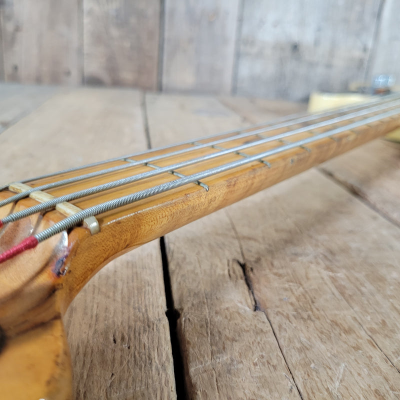 Fender Precision Bass 1954 – Black Guard Butterscotch Blonde, Vintage