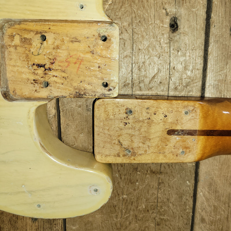 Fender Precision Bass 1954 – Black Guard Butterscotch Blonde, Vintage