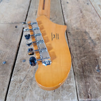 Squier Fender Classic Vibe Starcaster 2023 Semi-Hollow Guitar, poor
