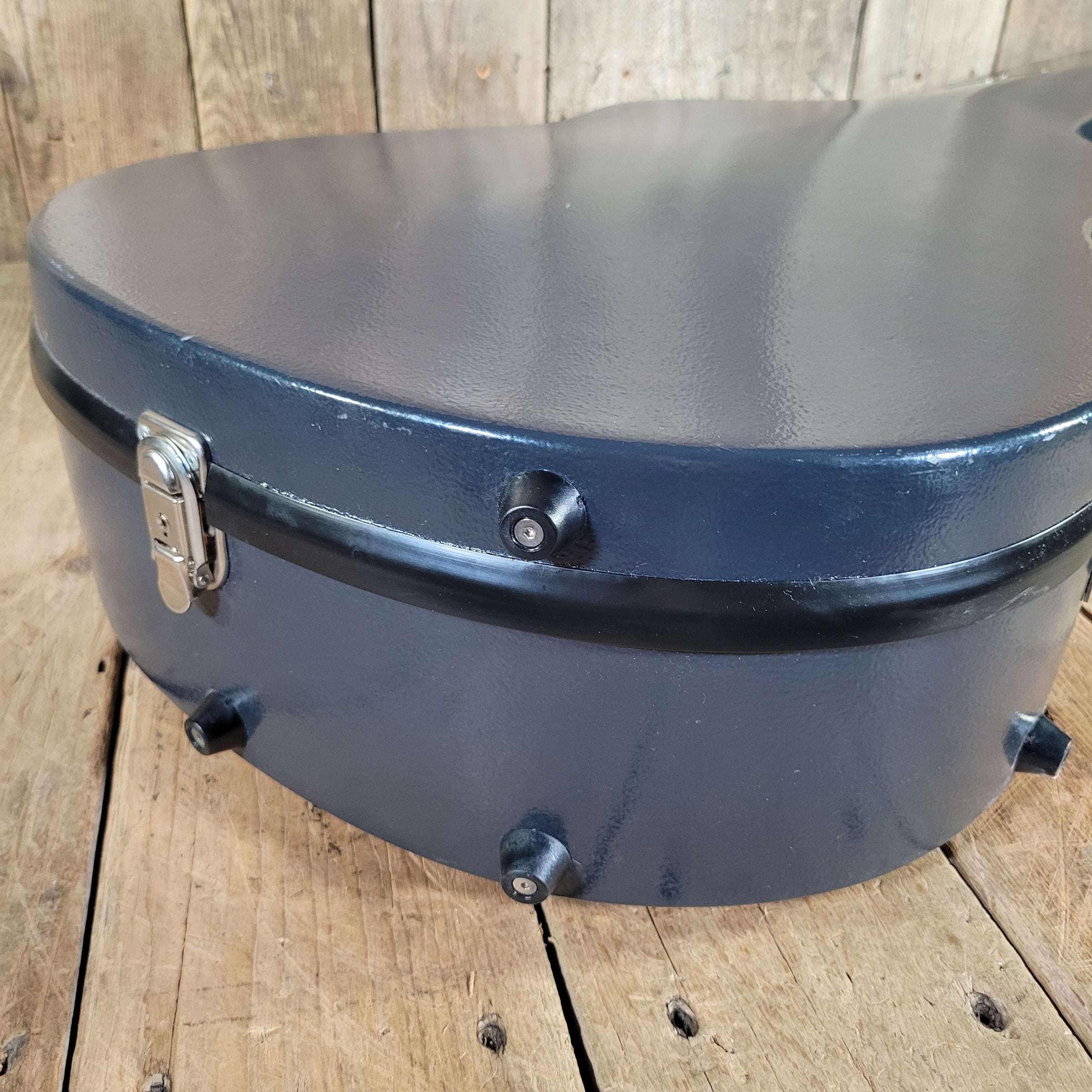 Calton Flight & Touring Case for 000 / OM Acoustic Guitar