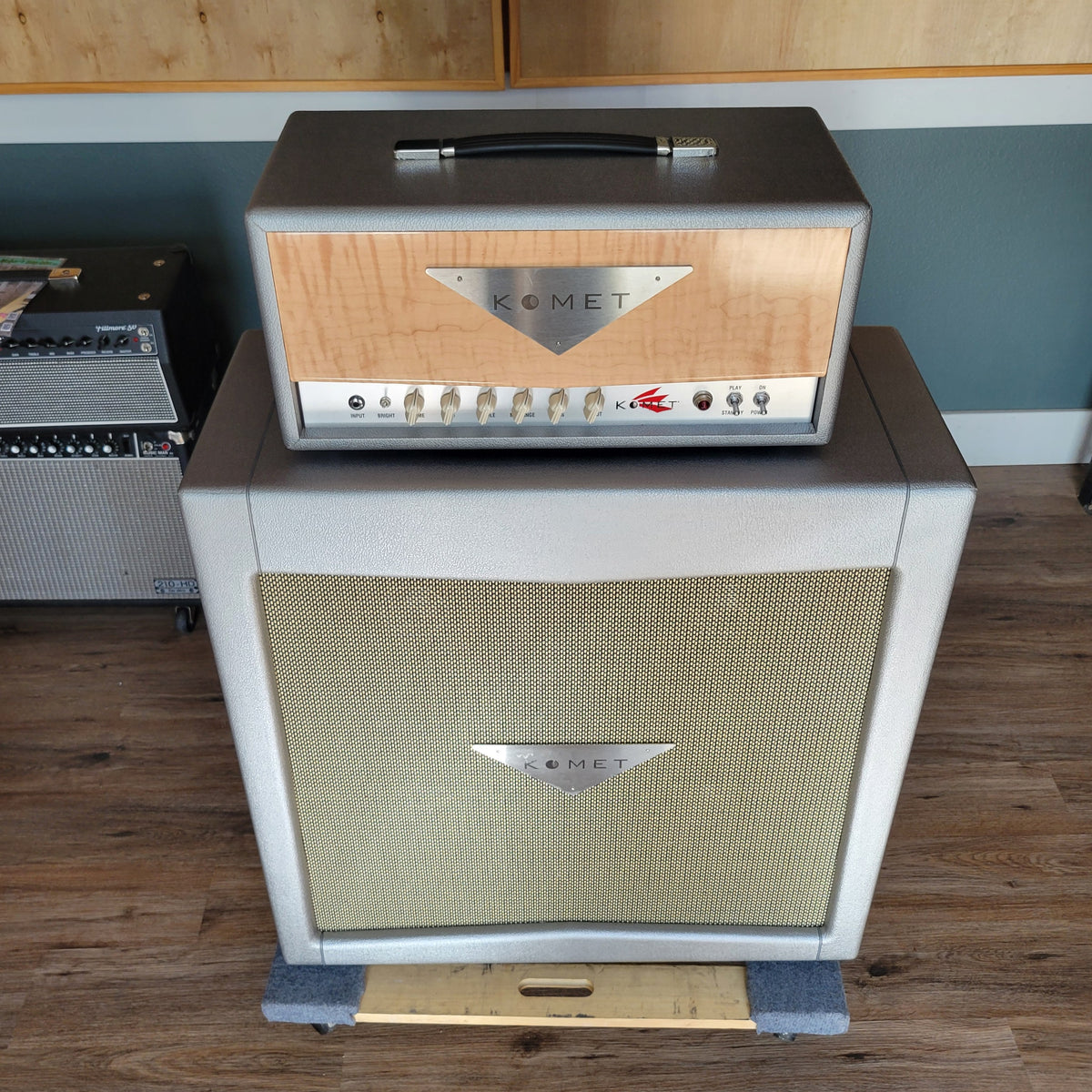 Komet Silver Cloud Limited Edition 2020 w/ 4x12 Cabinet