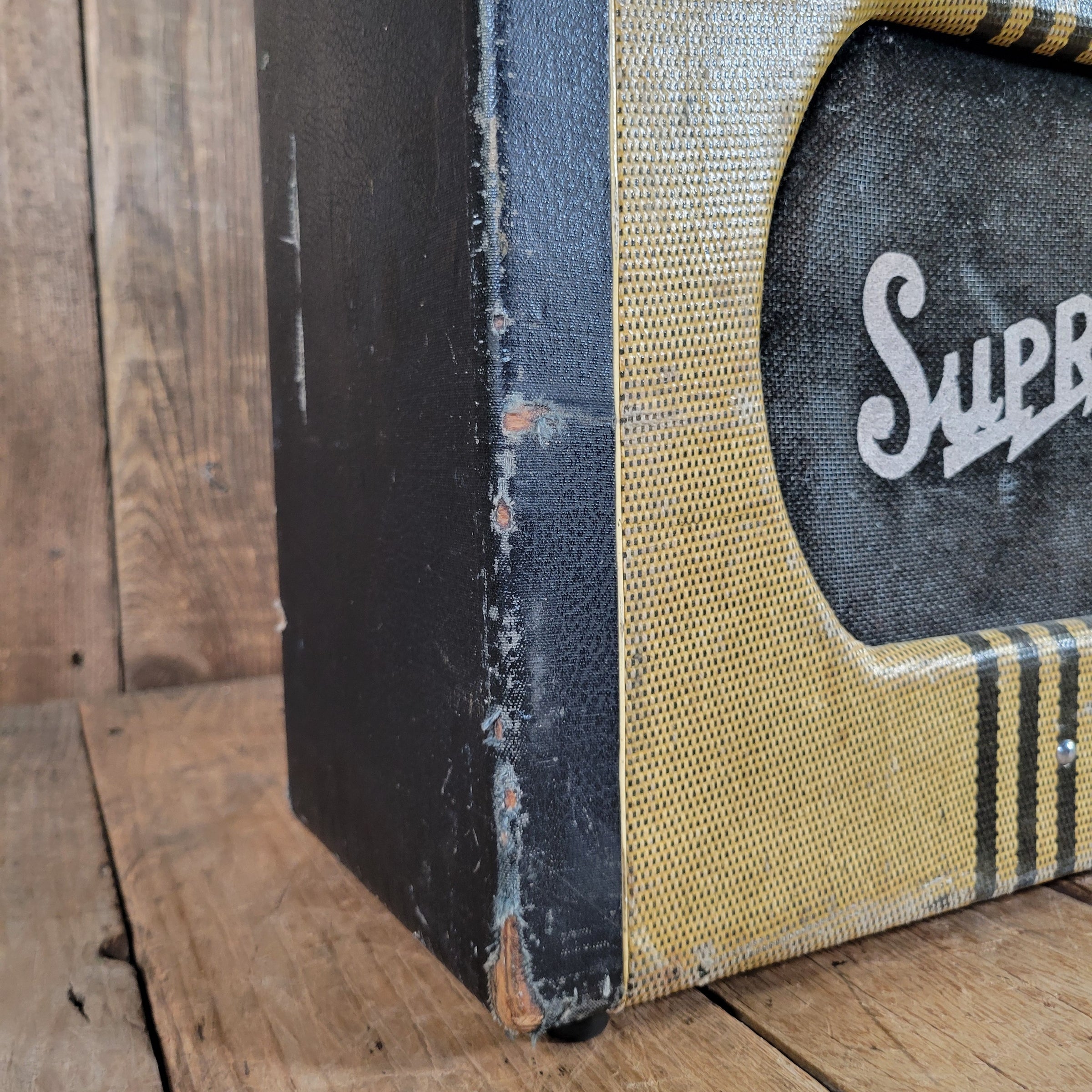 Supro Comet 14W 10" Combo Amp 1955