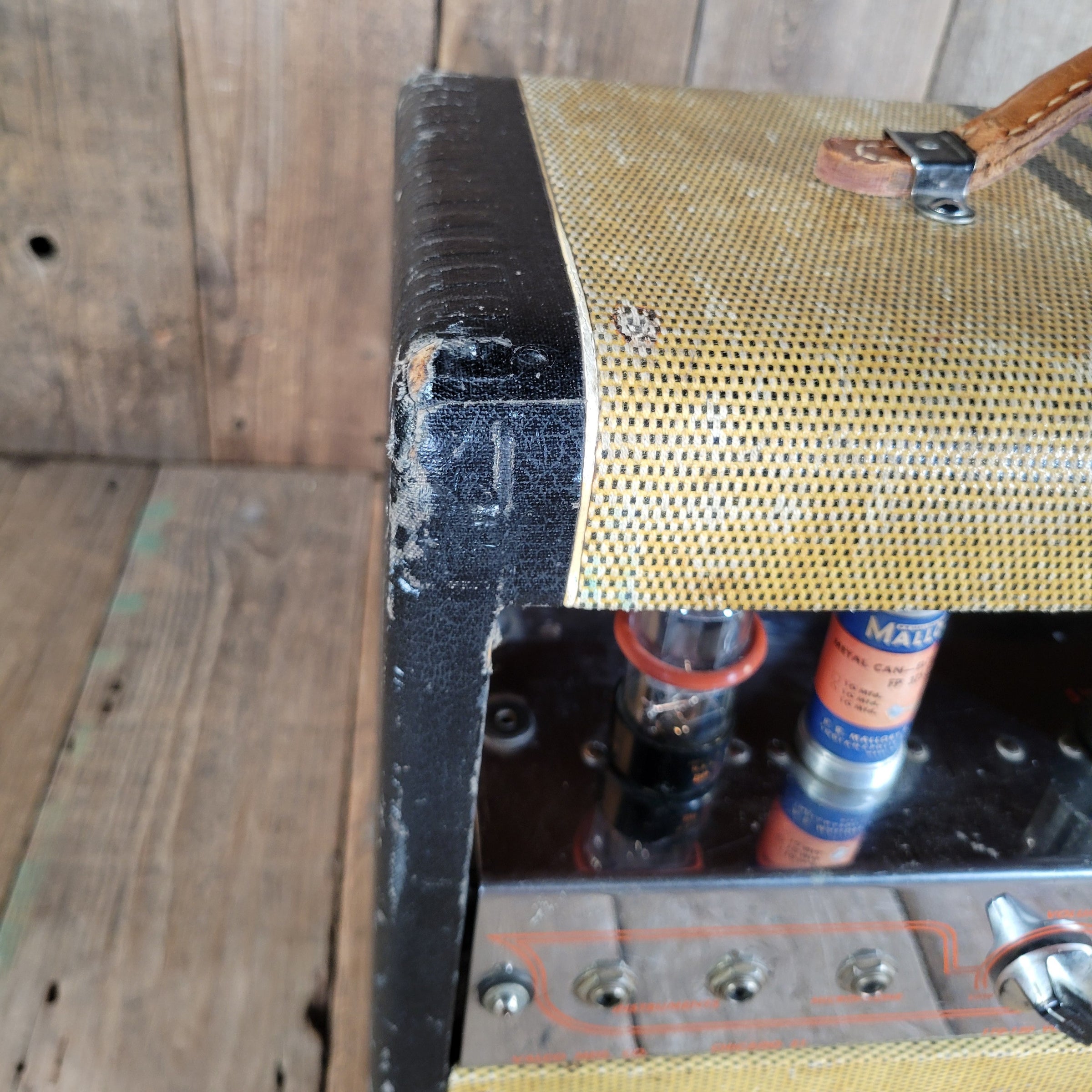 Supro Comet 14W 10" Combo Amp 1955