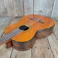 S. Yairi Classical Model 600 W/ Hard Case 1970s