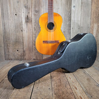 S. Yairi Classical Model 600 W/ Hard Case 1970s