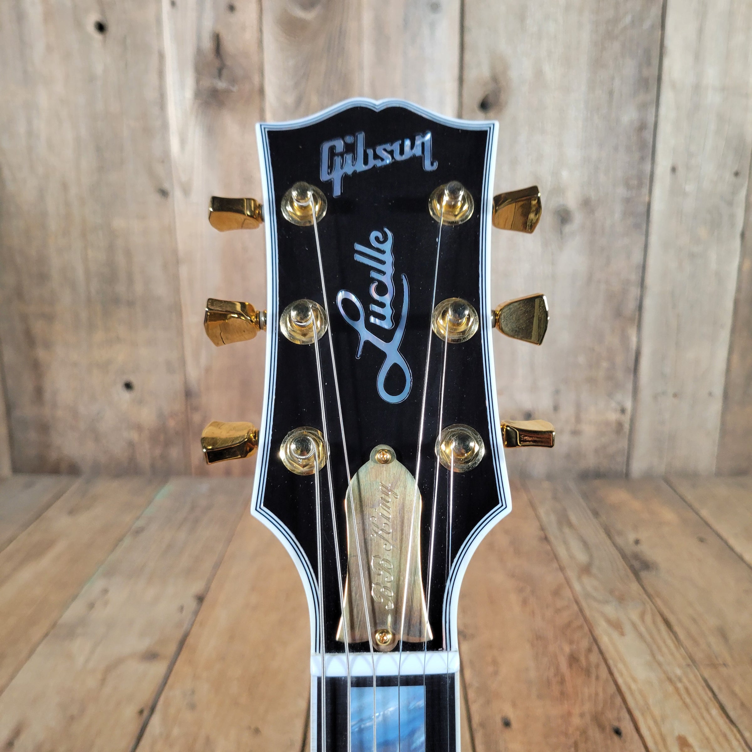Gibson B.B. King "Lucille" Signature 2004 — Signed by B.B. King