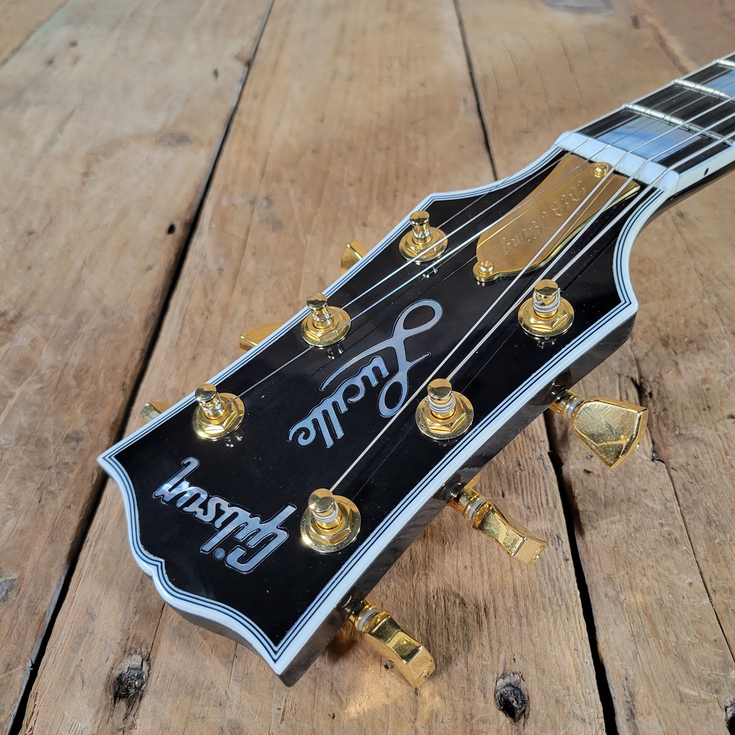 Gibson B.B. King "Lucille" Signature 2004 — Signed by B.B. King