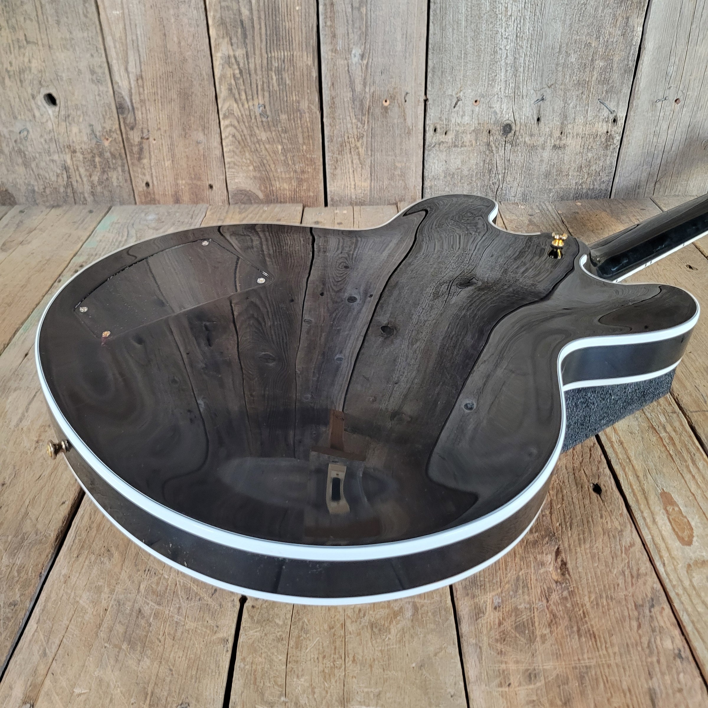 Gibson B.B. King "Lucille" Signature 2004 — Signed by B.B. King