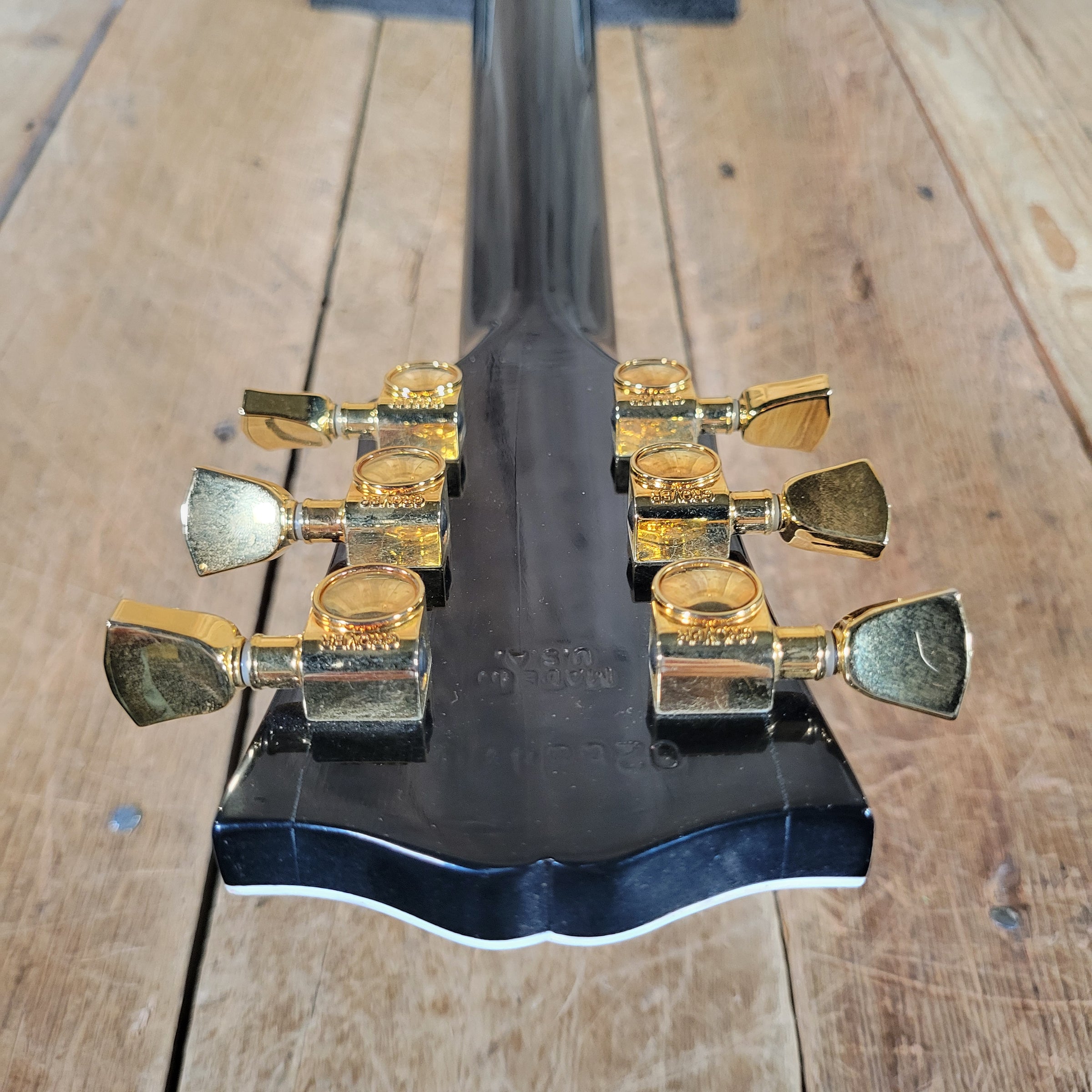 Gibson B.B. King "Lucille" Signature 2004 — Signed by B.B. King