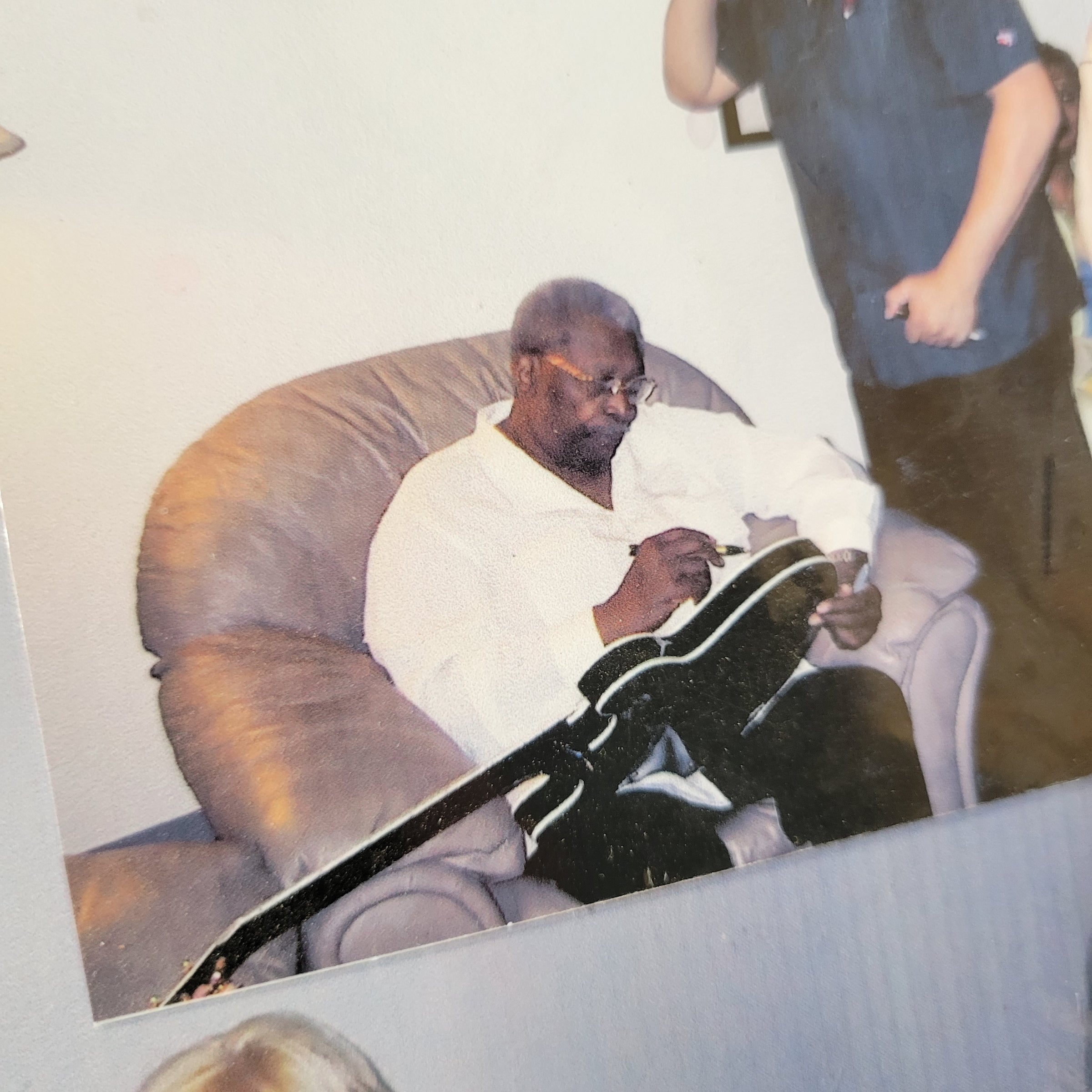 Gibson B.B. King "Lucille" Signature 2004 — Signed by B.B. King